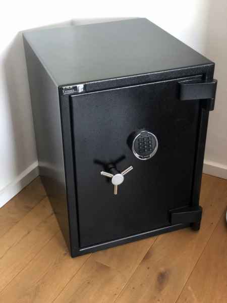 VdS 1, 6 Uhren plus Ordner, 220 kg