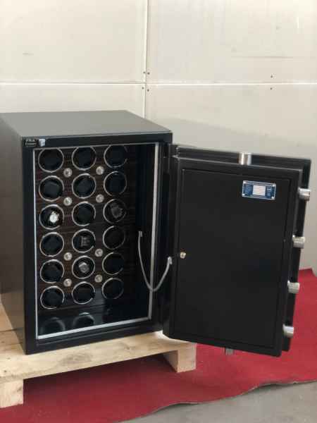 18 Uhren, VdS 3, 340 Kg / VdS 4, 355 Kg